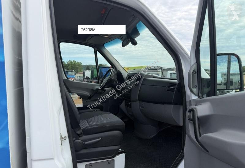 Camion Mercedes LARAG 516 CDI Kühlkoffer/HB