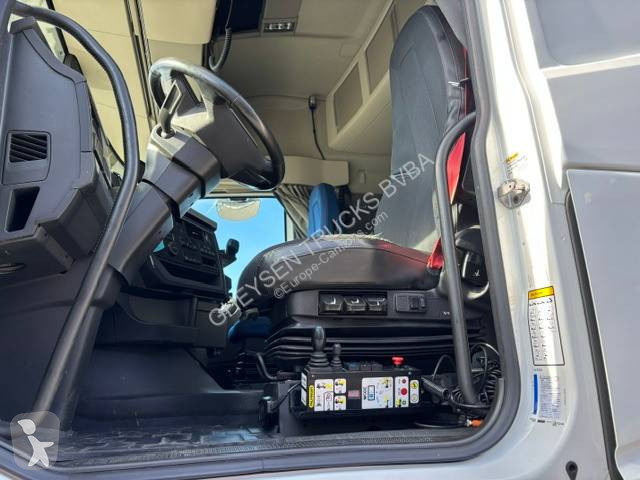 Camion Volvo 420