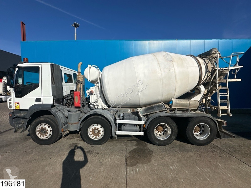 Béton Iveco 8x4, Baruval 9m3, Manual transmission