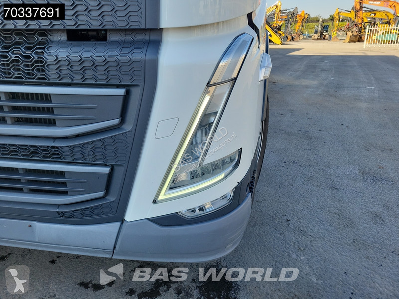 Kamion Volvo 500 6X2 HIAB ULT21S61...