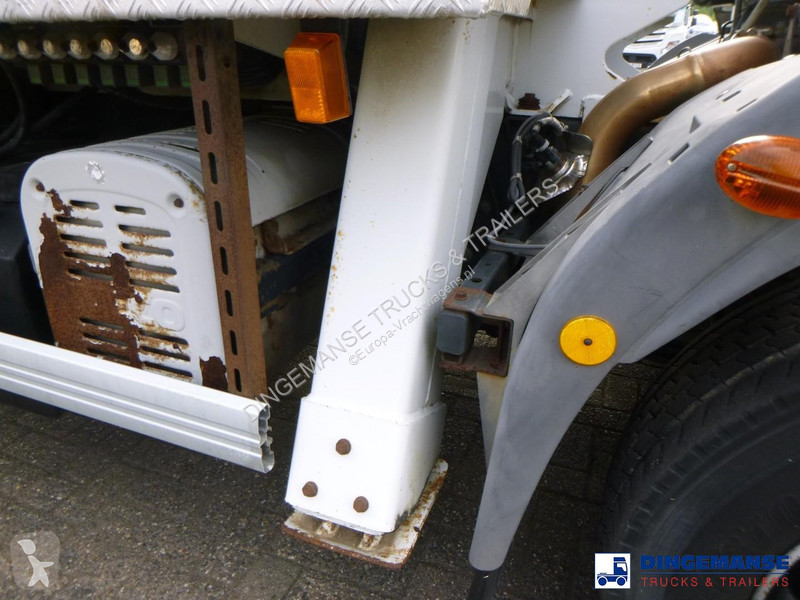 شاحنة Iveco 150E22 4x2 Euro 4 Manlift Comilev...