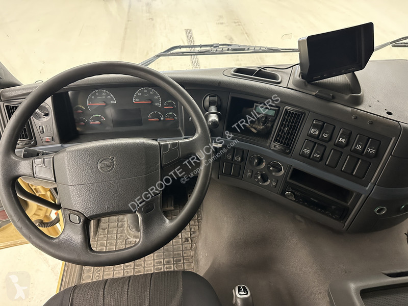 Kamion Volvo 340 - 6x4*