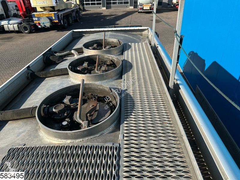 Kamion Mercedes 1824 EURO 5, 3 Comp. 14.000 liter