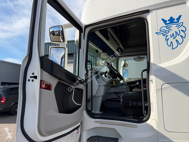 Kamion Scania 650 V8 6x2 Full Air etarder 4.35...