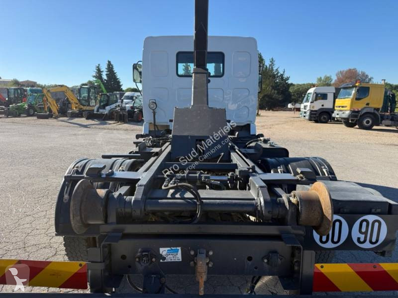 Renault 220 DCI truck