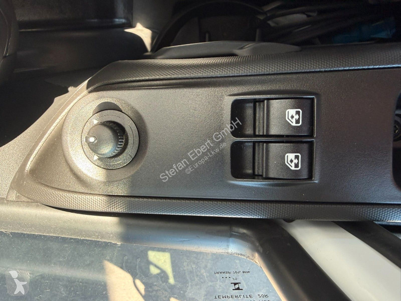 Kamion Iveco 70C21HA8/P Ewers Getränkekoffer