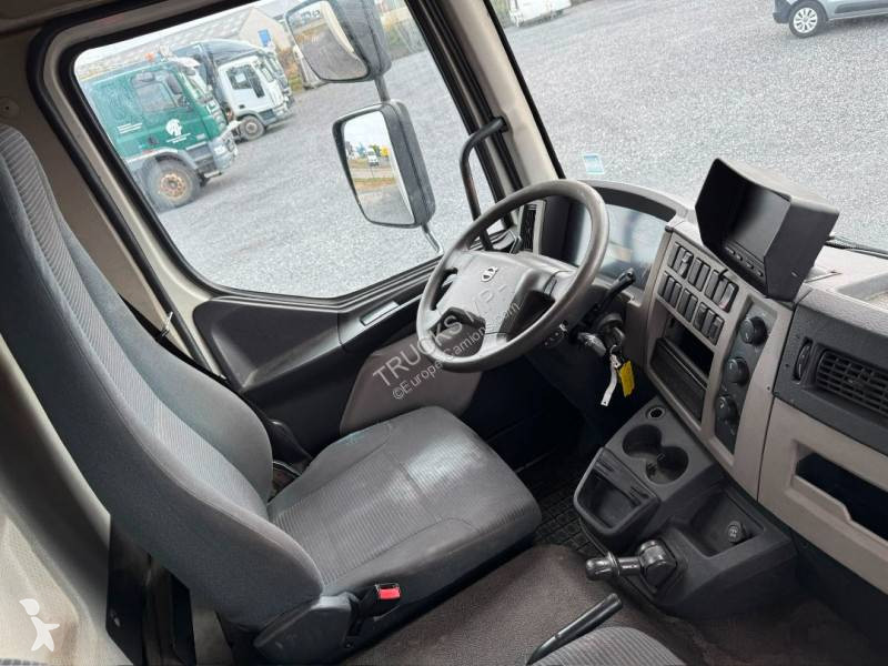 Volvo 240 truck
