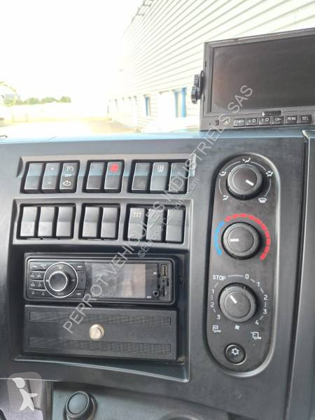 Renault 14.240 truck