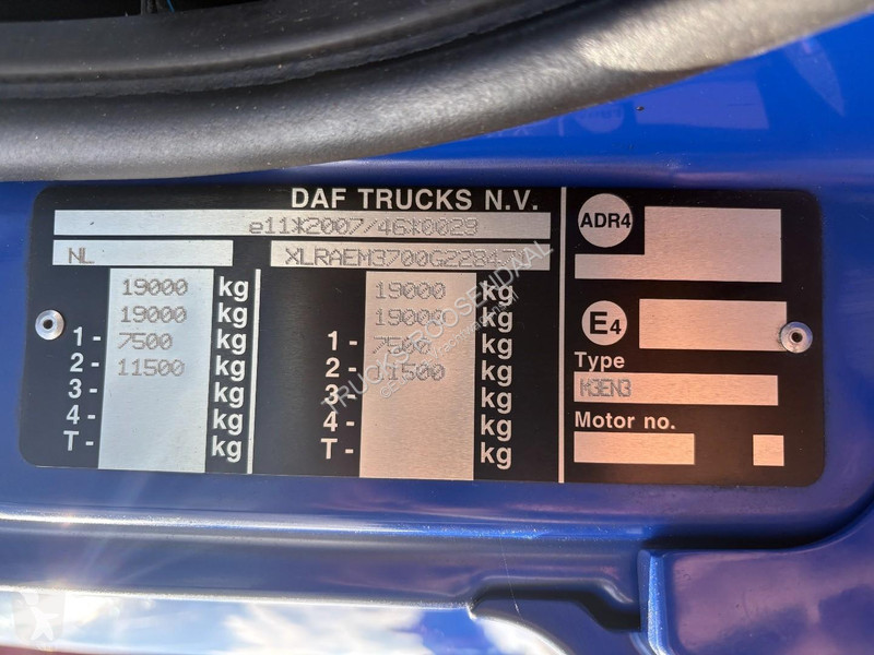 DAF 230 + DHOLLANDIA LOADLIFT + 19 TON + BOX...