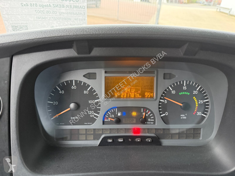 شاحنة Mercedes Atego 818 4x2 Atego 818 4x2,...