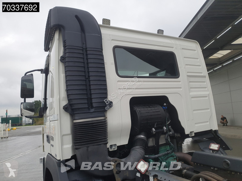 Volvo 460 6X2 Meiller RS26 67K containersystem...