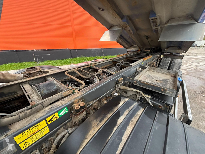 Kamion Volvo 540 8x4 RETARDER / TANDEM AXLE...