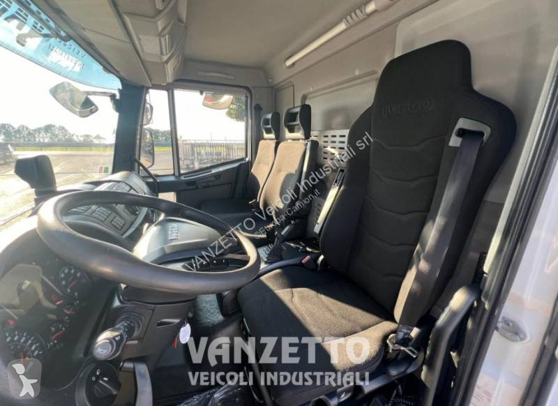 Iveco 120 E 28 P tector truck