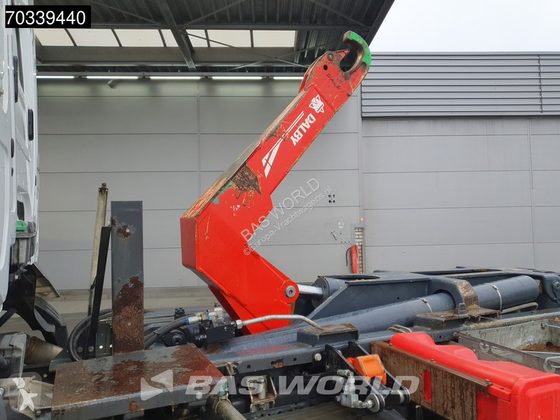 Kamion Mercedes 2640 6X4 Dalby containersystem...