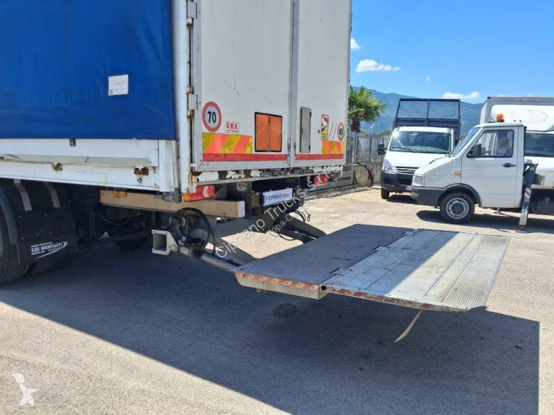 Iveco 180 E 28 truck