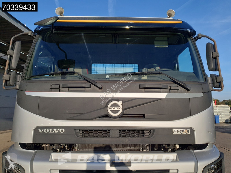 Kamion Volvo 460 8X4 HIAB 322EP-5 HIDUO Crane...