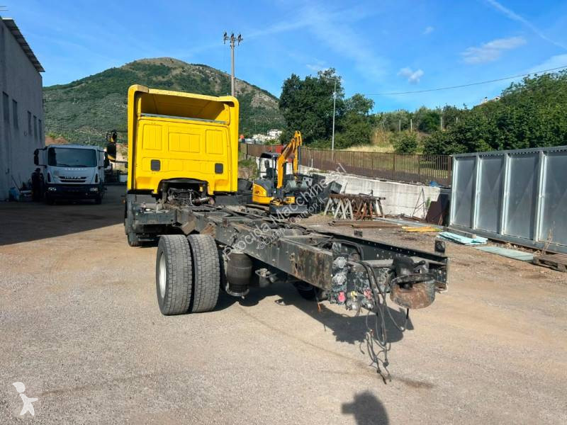 Kamion Iveco 120 E 28