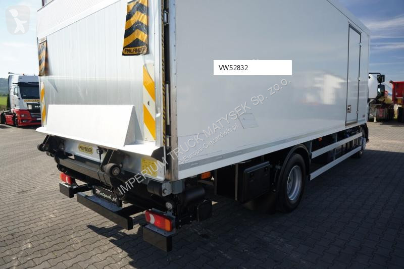 Kamion Renault / D 280 / CHŁODNIA - 6,7 M /...