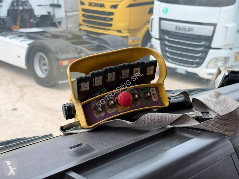 Lastbil Iveco 260E27