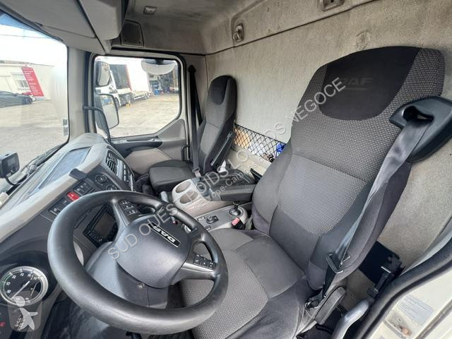 شاحنة DAF 320
