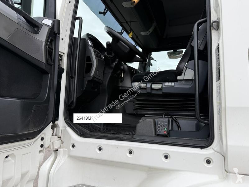 MAN TGX 18.400 4x2 BDF/HB truck