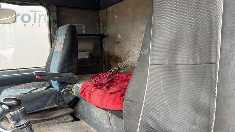 Lastbil Renault R 340 (6 CULASSE / POMPE...