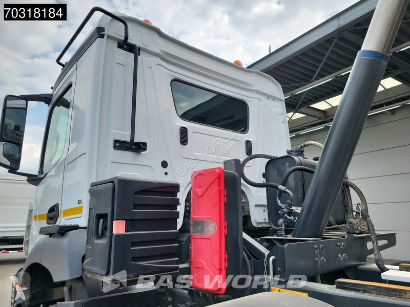 Kamion Mercedes 3243 8X4 16m3 tipper Full Steel...