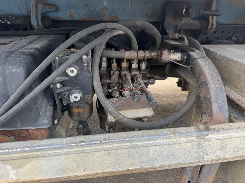 MAN  truck