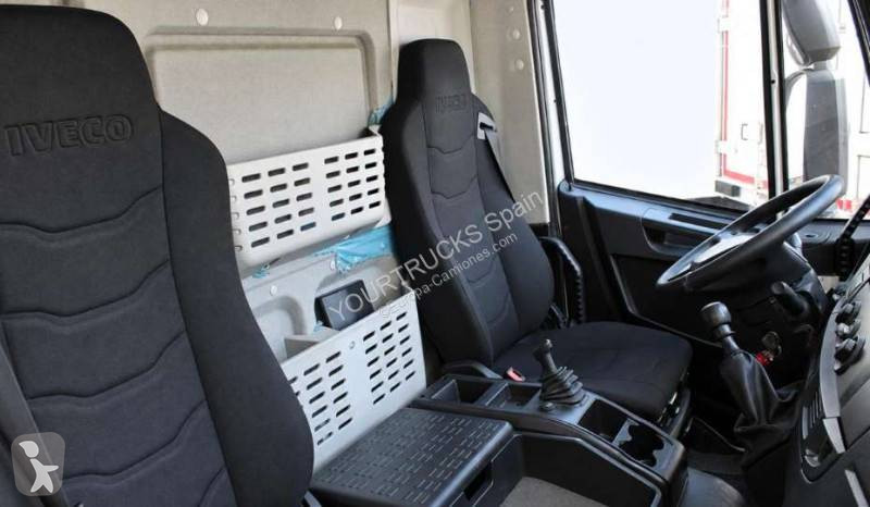 Iveco 100 E 19 truck