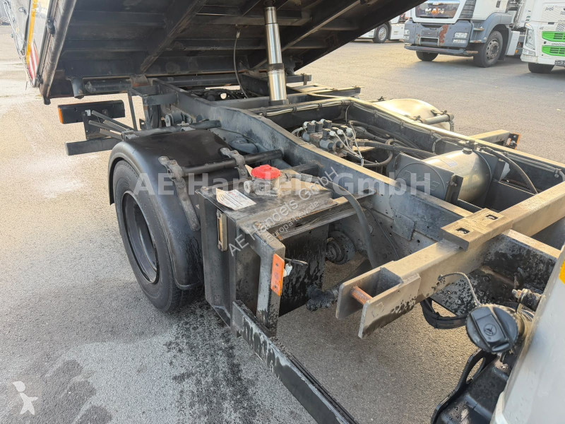 Vrachtwagen Mercedes 816D BB DoKA 13m3 8,2t...