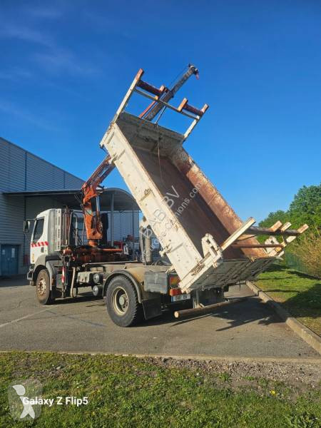 شاحنة Renault 320 DCI