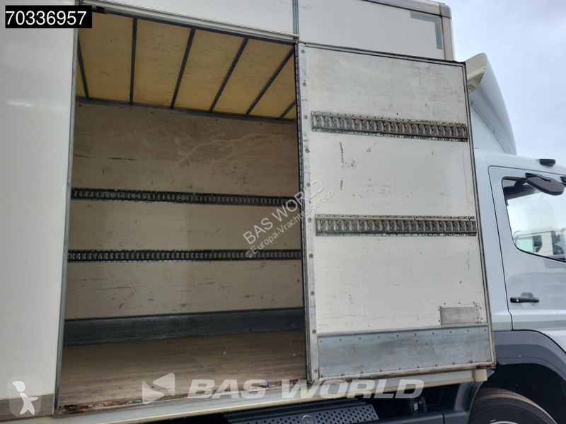 Kamion Mercedes 1218 4X2 12tonner 1500kg...