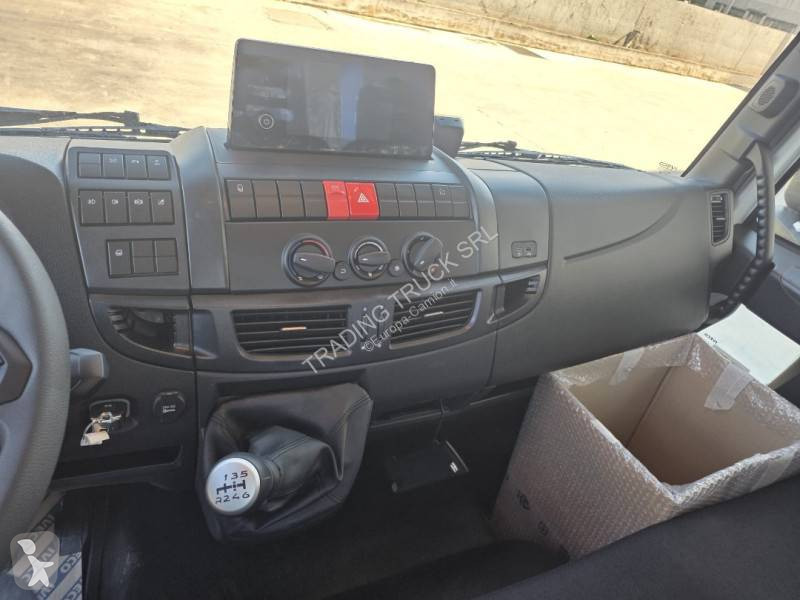 Kamion Iveco 120 E 25