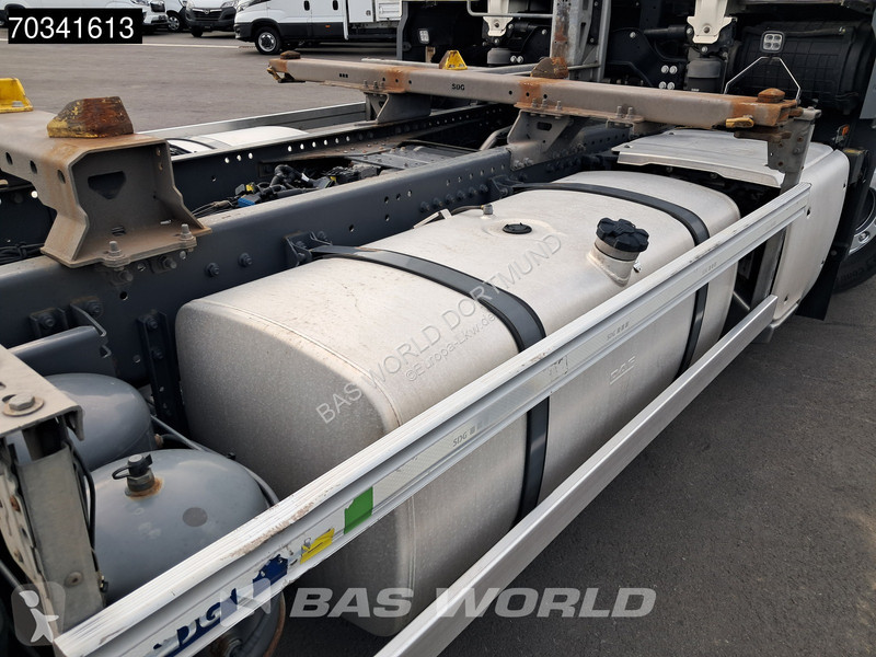 Teherautó DAF 480 6X2 BDF SSC Lift+steering...