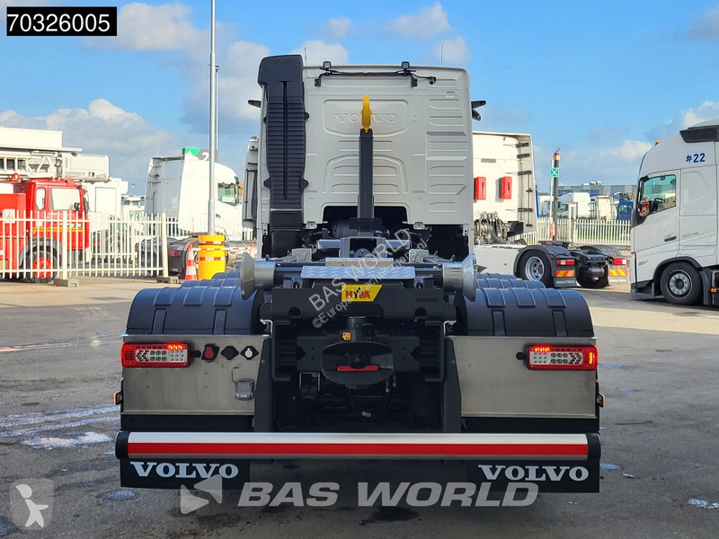 Vrachtwagen Volvo Aero 540 8X4 NEW! HYVA 30-62...