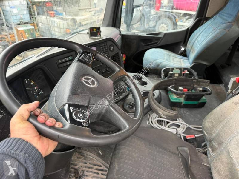 Beton Mercedes 3243