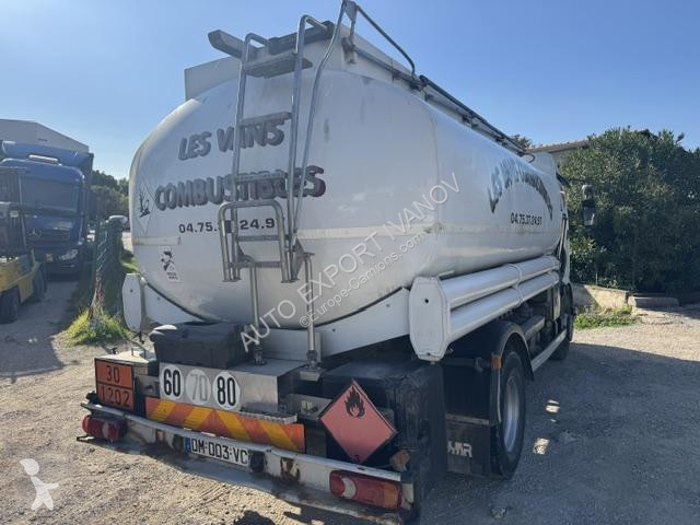 Teherautó Renault  MIDLUM 220 dci Citerne...