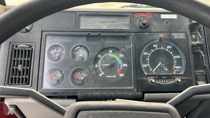 Teherautó Volvo 6 - 16 (MANUAL PUMP / STEEL...