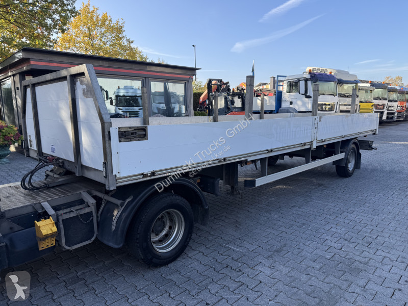 Teherautó Iveco 70-180 Kran HMF 710 + Auflieger