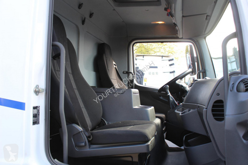 Kamion Mercedes 1221 E6 TK T-800 R Strom Türen+LBW