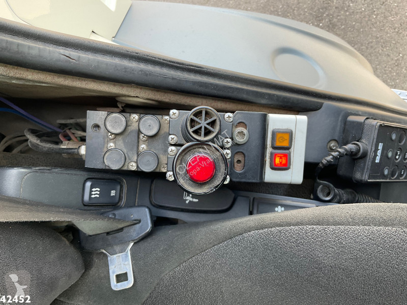 Kamion DAF FAK  460 Tridem 8x2 Euro 6 VDL 30...