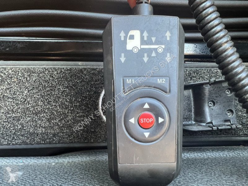 Camion Mercedes Actros 2551 L 6x2 Actros 2551 L...