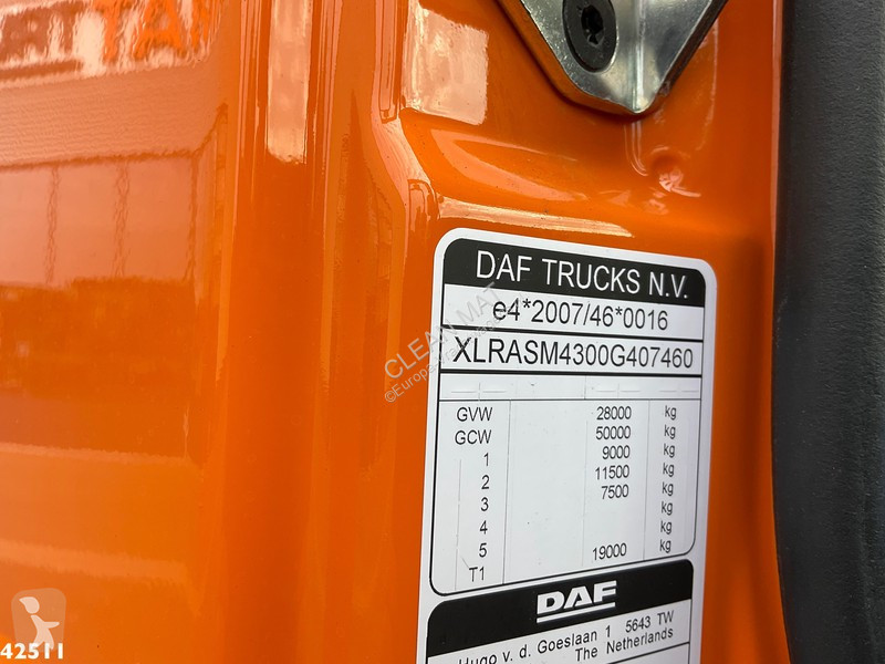 Camion DAF FAN  430 HMF 23 Tonmeter laadkraan
