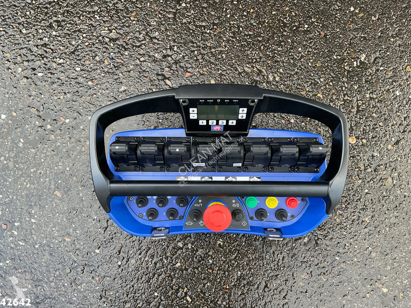 Camion DAF FAQ  430 HMF 28 Tonmeter laadkraan