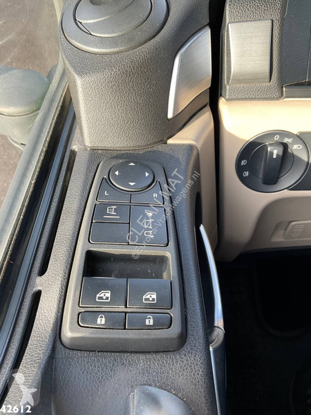 Camion MAN TGS 8x2 Euro 6 HMF 26 Tonmeter...