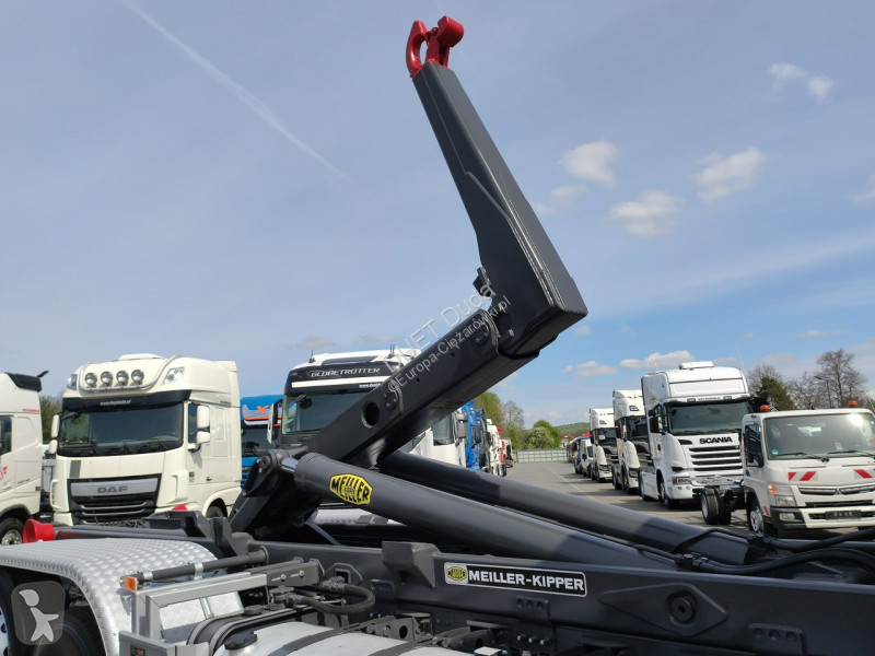 Kamion Volvo FH 460 Globetrotter Hakowiec...