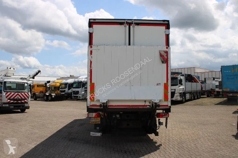Camion Scania 440 + 6x2 + carrier + euro 5 + lift