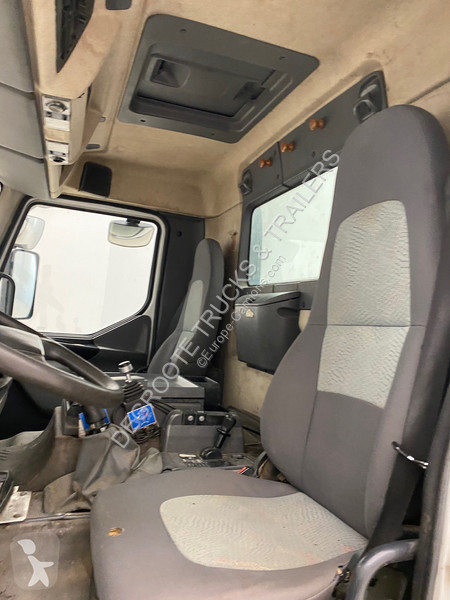 Kamion Renault 370 DCi