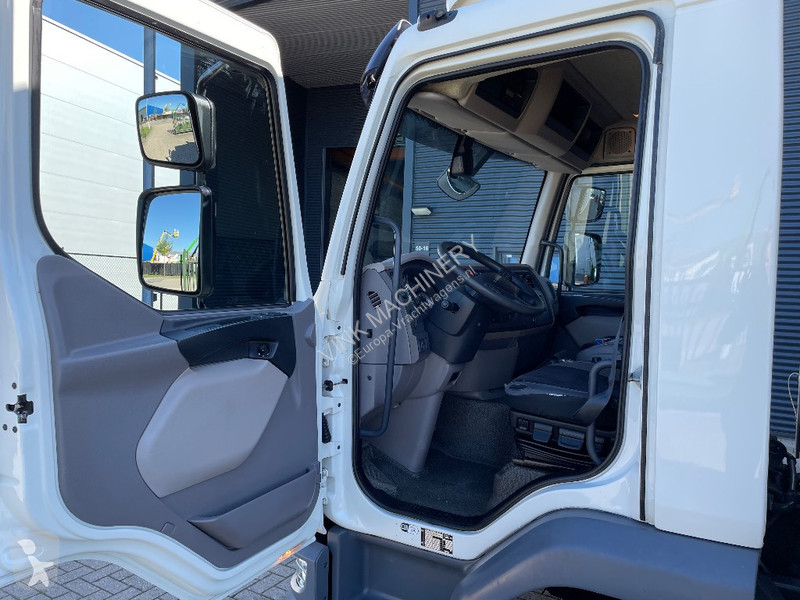 Kamion DAF 220