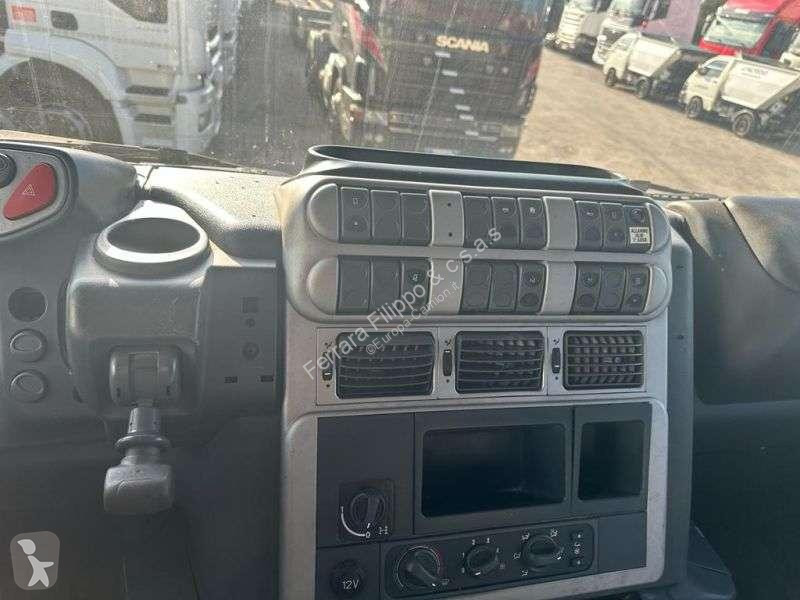 Kamion Iveco 450